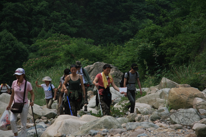 090613天台驴友俱乐部和乐清老狼户外俱乐部塔头寺联欢及螺溪钓艇徒步