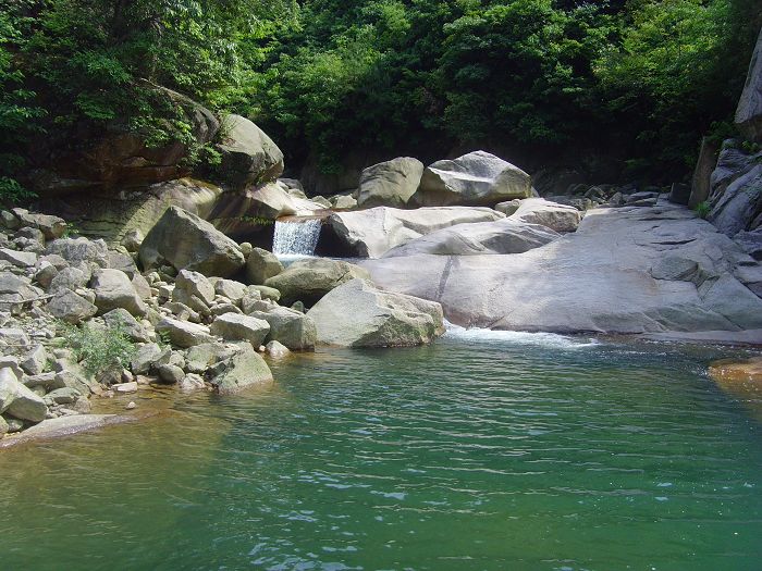 [天台驴友俱乐部]活动之____戏水石桥坑