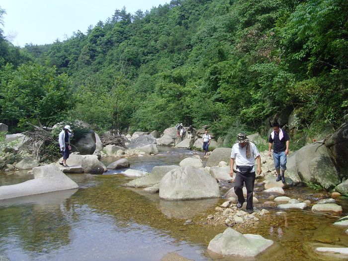 [天台驴友俱乐部]活动之____戏水石桥坑