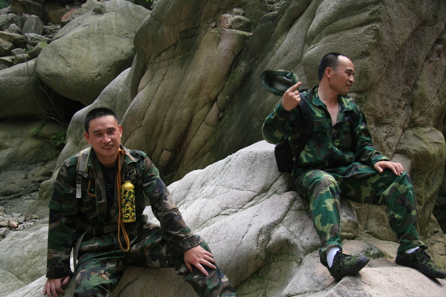 090613天台驴友俱乐部和乐清老狼户外俱乐部塔头寺联欢及螺溪钓艇徒步