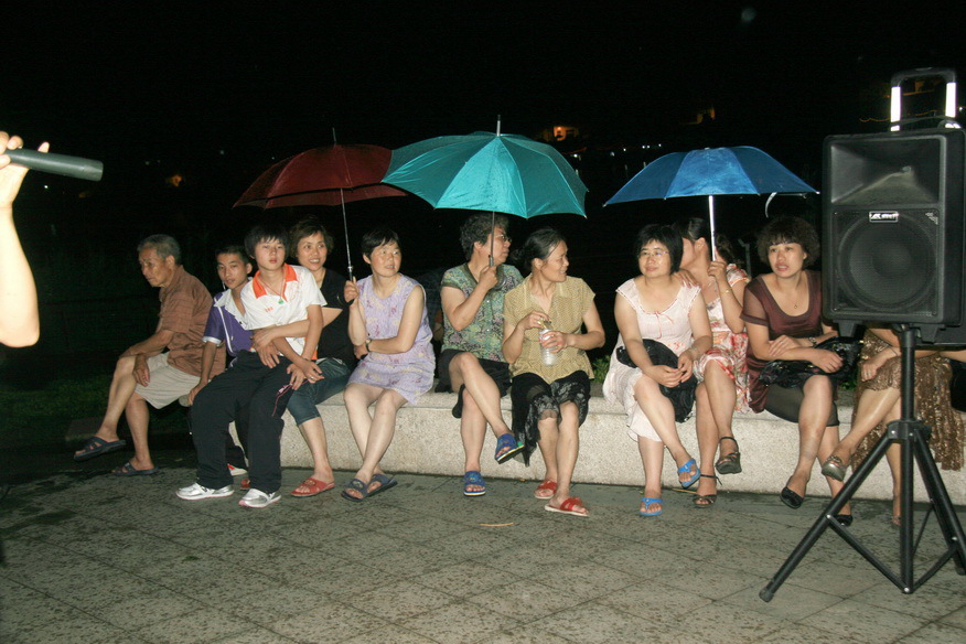 2009夏季戏迷活动密集开展