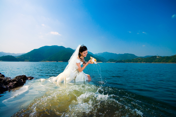 湖影夏季天姥山------沃州湖 婚纱照片欣赏