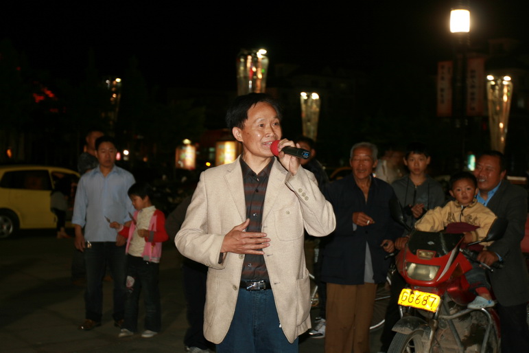 IMG_3774_缩小大小.JPG