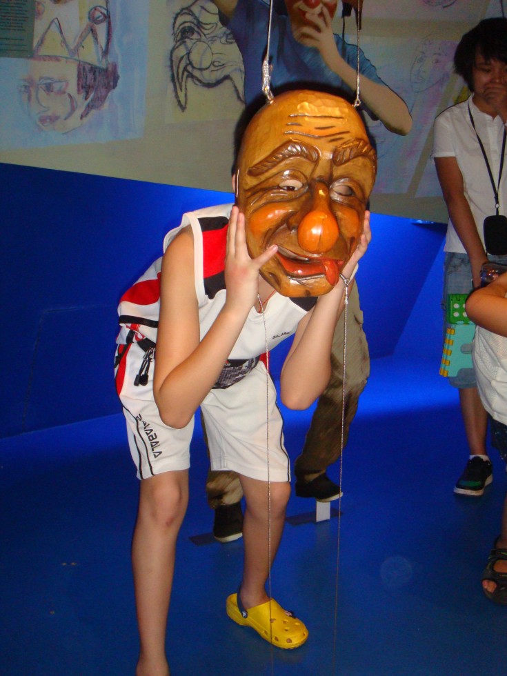 thumb019.jpg